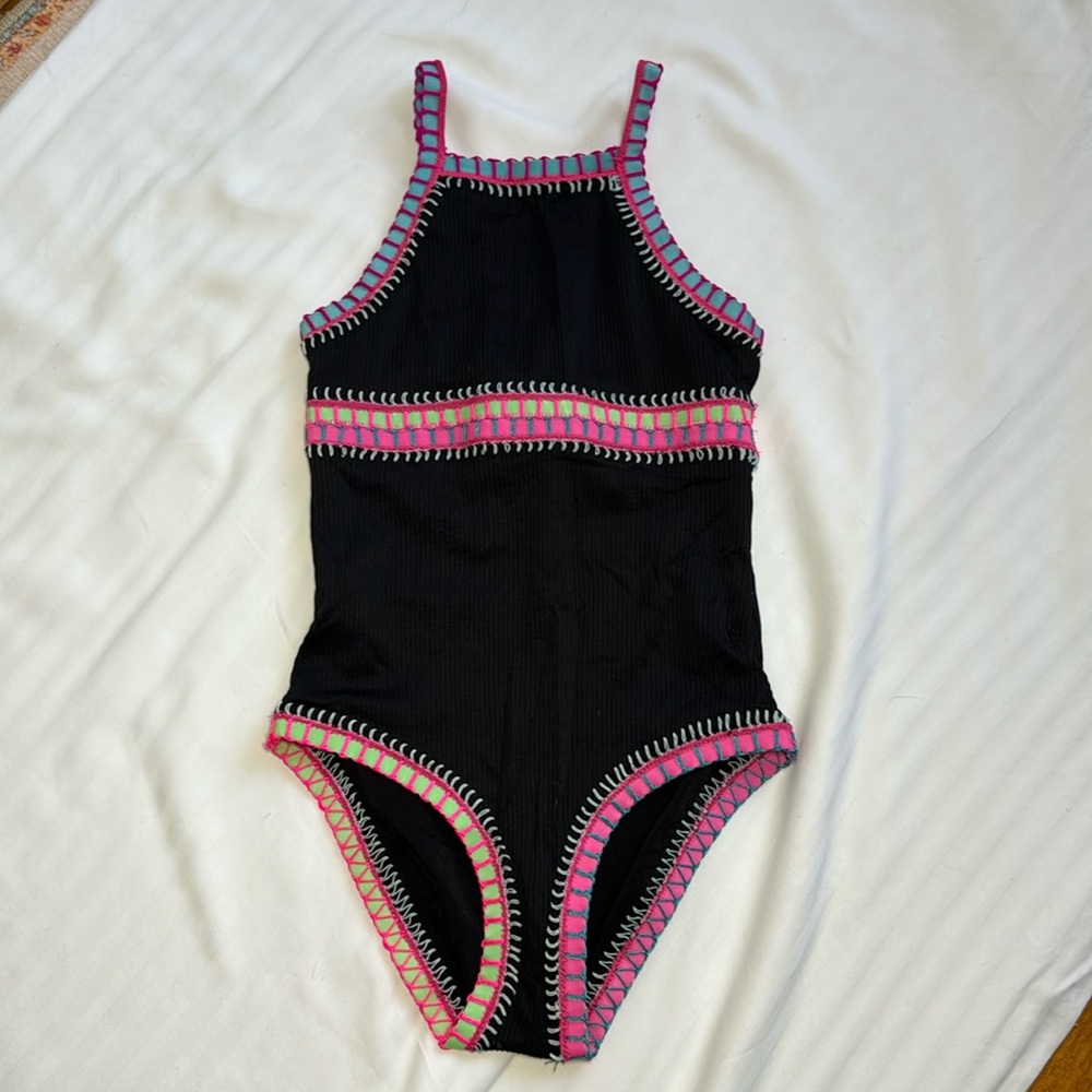 Platinum by Solange Ferrarini Girls One-Piece Swimsuit